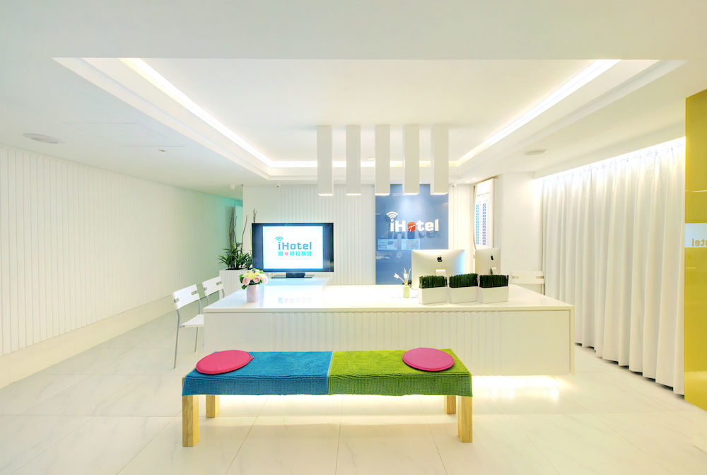 i hotel - Taoyuan Exterior foto